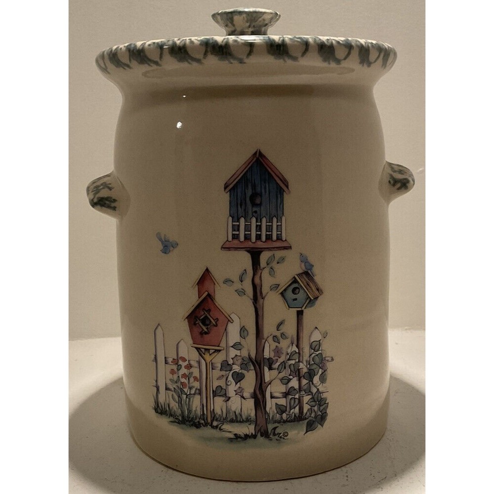 Marshall Pottery Bean Pot ￼￼Birdhouses Design 8.5” x 6” With Lid Vintage Pot NEW